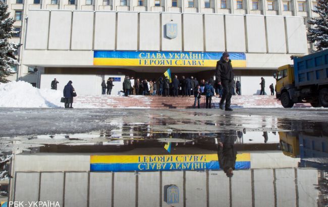 ЦИК снова внесла изменения в перечень иностранных избирательных участков