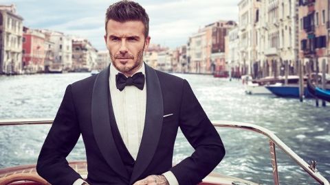 Настоящий денди: красавчик Дэвид Бекхэм примерил стильные наряды для GQ