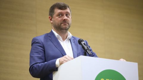 "Слуга народа" будет участвовать в выборах в ОТО