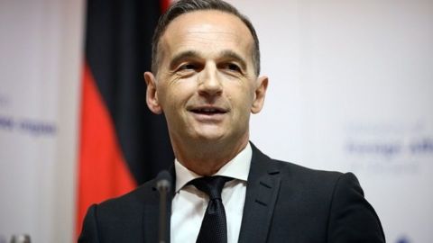 Демократические выборы на Донбассе пока невозможны, - Маас