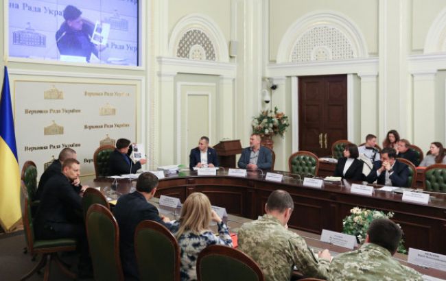 По постановлению 1135 Кабмина Тимошенко отчуждено большое количество военного имущества, - нардеп