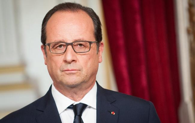 Олланд проголосував на виборах президента Франції