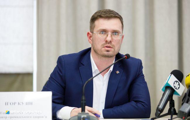 Украинцам могут отказать в вакцинации от COVID: Кузин назвал условия