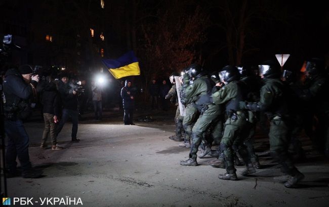 Суд заарештував чотирьох учасників акції протесту в Нових Санжарах