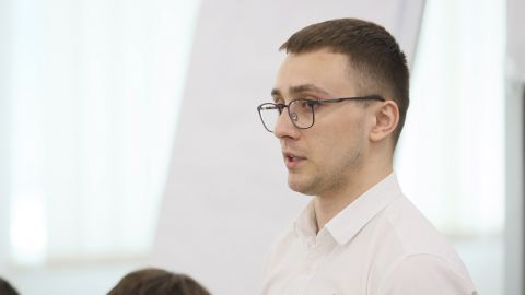 Суд пересмотрит меру пресечения Стерненко в конце июля