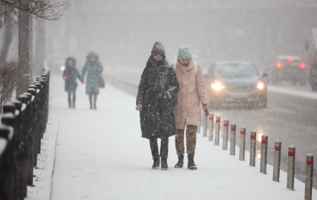 Морози до -25 і перший сніг вже восени: синоптики дали прогноз на зиму 2022-2023