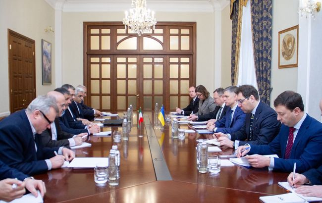 Пристайко обговорив з спецпосланником Ірану розслідування катастрофи МАУ