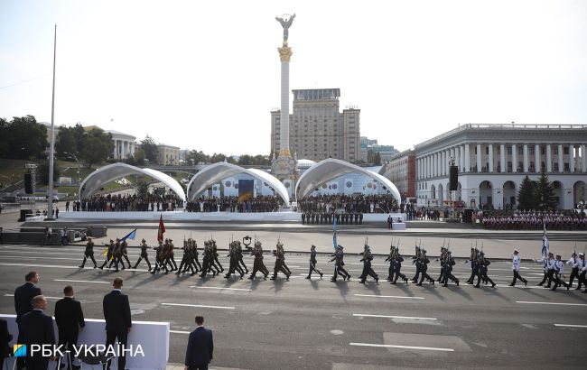 Яркие фото с парада ко Дню Независимости Украины: гордости нет границ!