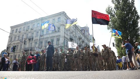У Києві відбувся марш захисників України: фото та відео