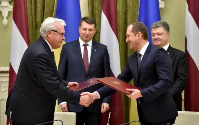 Украина и Латвия подписали меморандум о сотрудничестве в аграрной сфере
