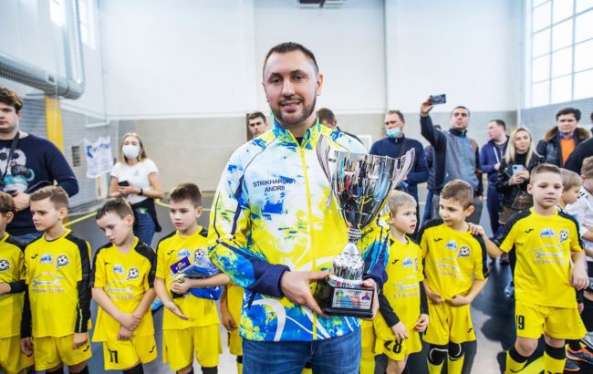 Андрій Стріхарський підтримав юних футболістів