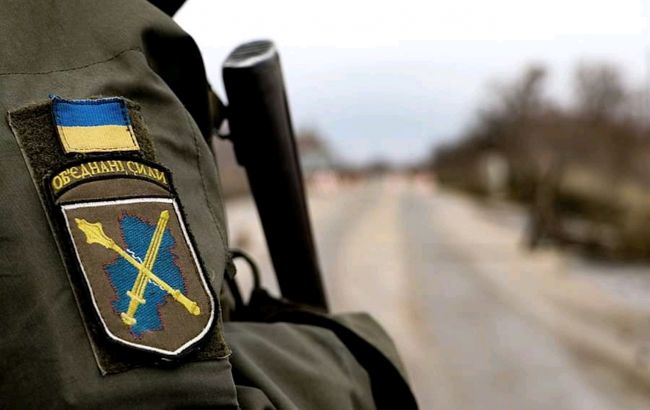Боевики на Донбассе дважды обстреляли украинские позиции