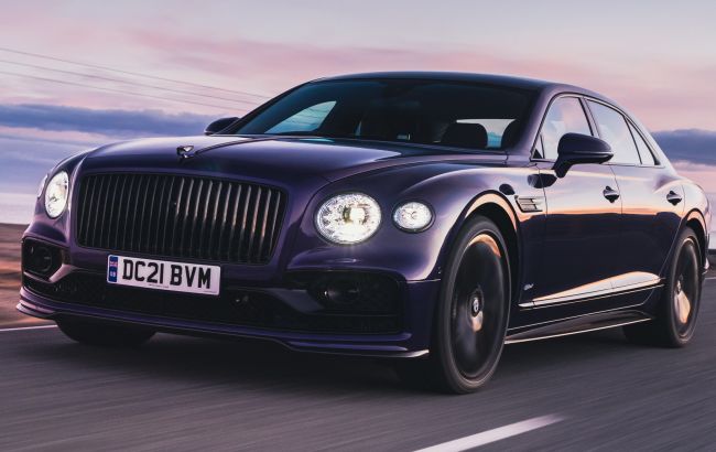 Планета оцінить: преміальний седан Bentley Flying Spur перевели на паливо з соломи