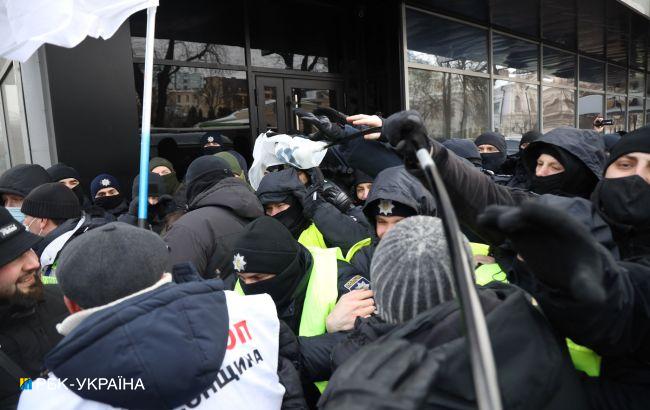 У Києві сутички на акції протесту SaveФОП: є перші затримані