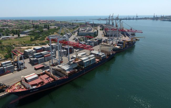 Из одесских портов вышло еще семь суден с зерном