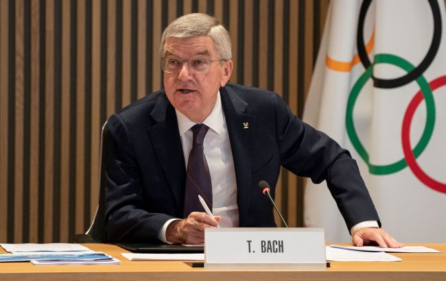 Президент МОК Бах нашел оправдание возвращению россиян и белорусов в спорт