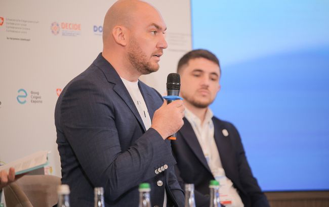 Уже в этом году граждане начнут получать компенсации за разрушенное жилье, - Леонов