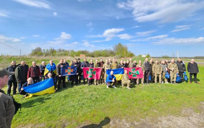 Украина вернула более 40 защитников из российского плена