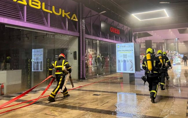 Пожар в ТЦ Киева: 7-летний посетитель совершил умышленный поджог
