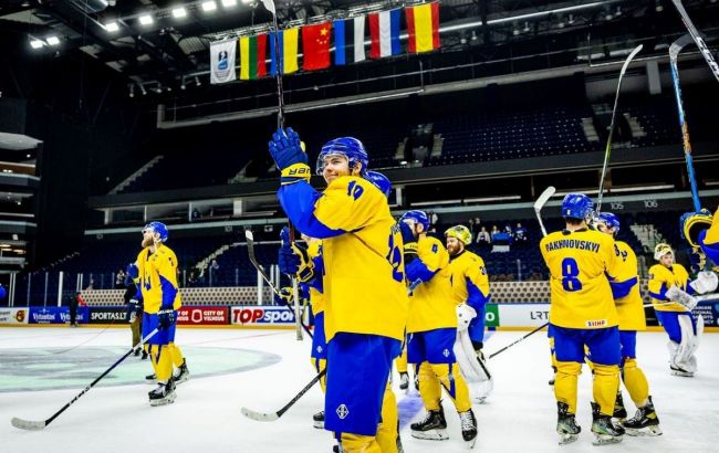 Сборная Украины разгромила Китай в битве лидеров на хоккейном ЧМ-2024