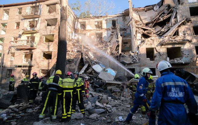 Чому Київ під прицілом: експерт пояснив тактику обстрілів РФ