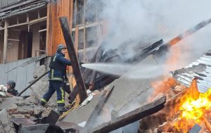 Ракетный удар по Харькову: под завалами могут находиться пять человек