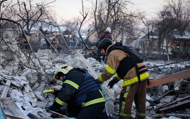 Руйнування, жертва та постраждалі: як виглядає Харків після удару російськими КАБАми