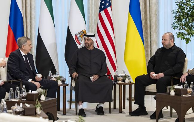 Переговоры в Абу-Даби уже идут: что обсуждают Украина, Россия и США сегодня