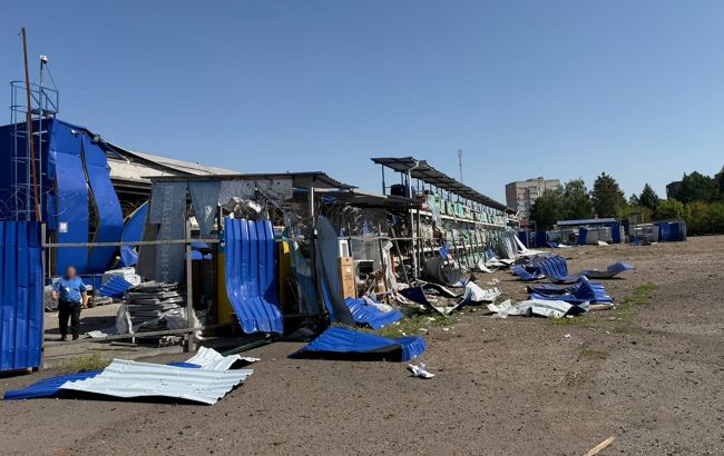 Прилуки атакували балістикою: двоє загиблих та 17 поранених, серед них - дитина
