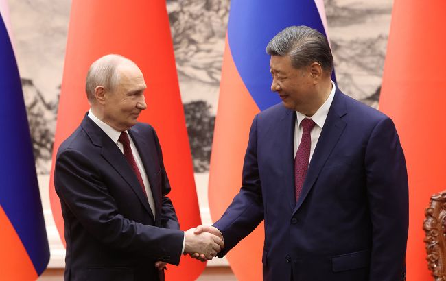 Горілка, млинці та закулісна дипломатія: як Сі Цзіньпінь та Путін побудували дружбу "без меж"