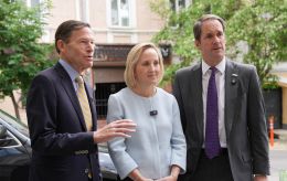 Посольство США сделало заявление о "бегстве" из Киева