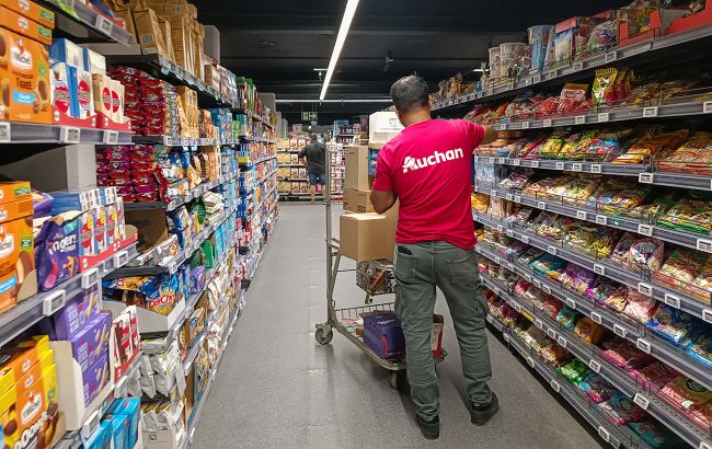 "Ашан" ввів обмеження на продаж продуктів, але не для всіх