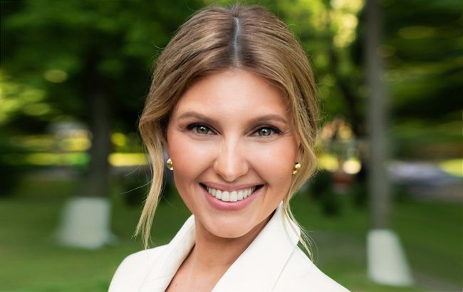 Олена Зеленська поїхала з чоловіком до Канади: фанати знайшли в її образі ваду