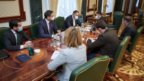 Украинцам на обсервации будут делать ПЦР-тесты на пятый-шестой день