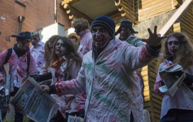 На Хэллоуин в центре Киева подрались зомби