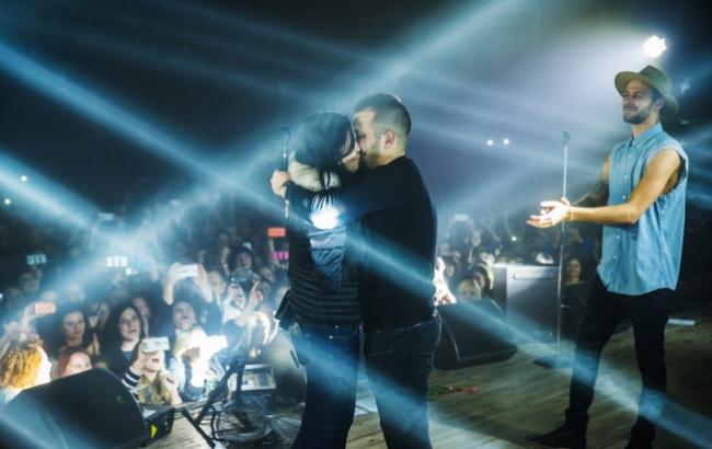 Макс Барских помог фану сделать предложение руки и сердца