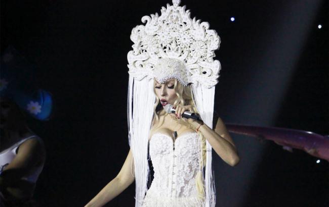 Оля Полякова рассказала, где у нее силикон