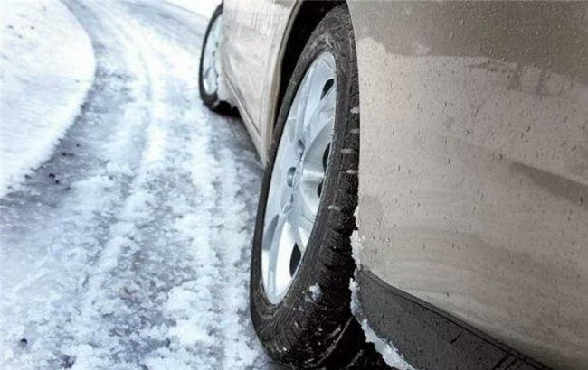 Синоптики попереджають про ожеледицю в Києві 26 лютого