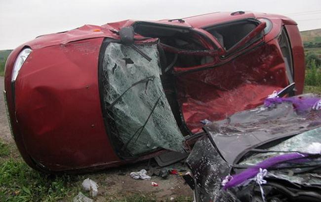 В Ивано-Франковской области в автомобильной аварии пострадали шесть человек
