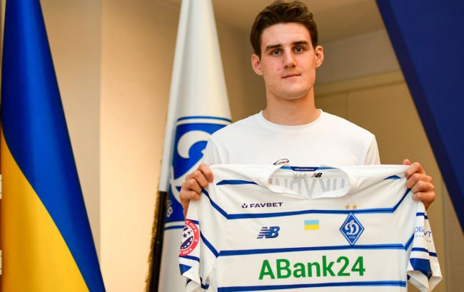 "Динамо" орендувало форварда Шкуріна у ЦСКА. Це другий трансфер за день