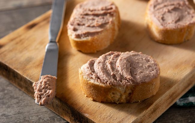 Ніжний, як крем: рецепт найкращого паштету з курячої печінки