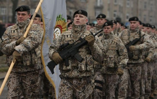 Латвія привела армію в бойову готовність через навчання ЗС РФ біля кордону