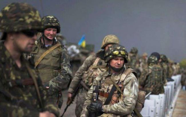 В ходе отступления из Дебальцево погибли 13 и ранены 157 бойцов сил АТО, - Генштаб