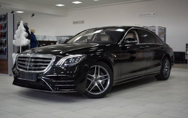 Держуправління справами придбало два елітних Mercedes за 10 млн гривень, - Prozorro