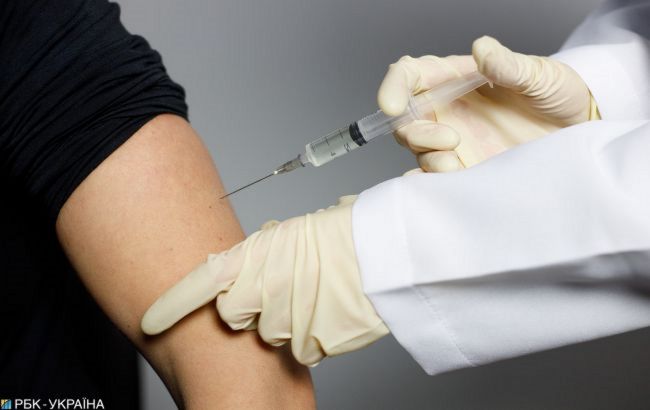 Вакцинація від поліомієліту: у МОЗ нагадали в якому віці потрібно робити щеплення
