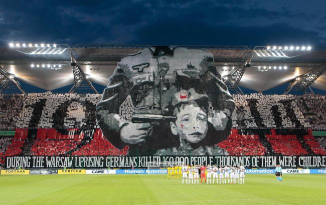 УЕФА оштрафовал "Легию" за баннер о Варшавском восстании