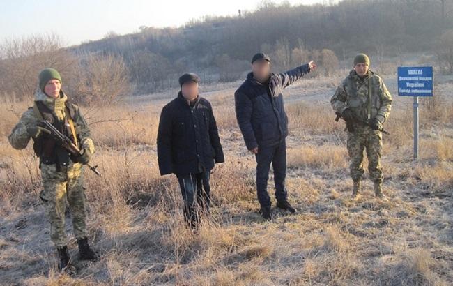Прикордонники затримали двох азербайджанців на кордоні з Росією