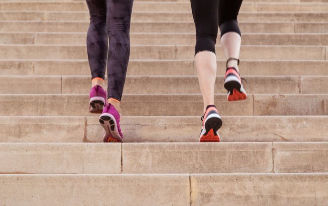 Доступно кожному: лікар сказала, що реально зміцнить ноги та кістки