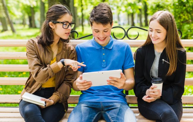 Заняття без стресу. 5 найкращих планшетів, які зроблять навчальний процес простішим