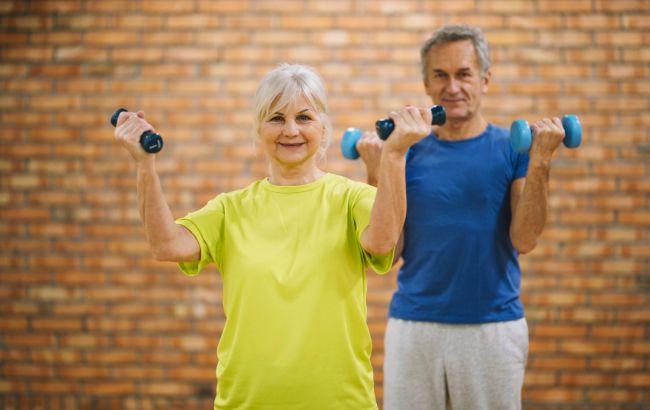Активне тіло без обмежень: 7 вправ для людей похилого віку